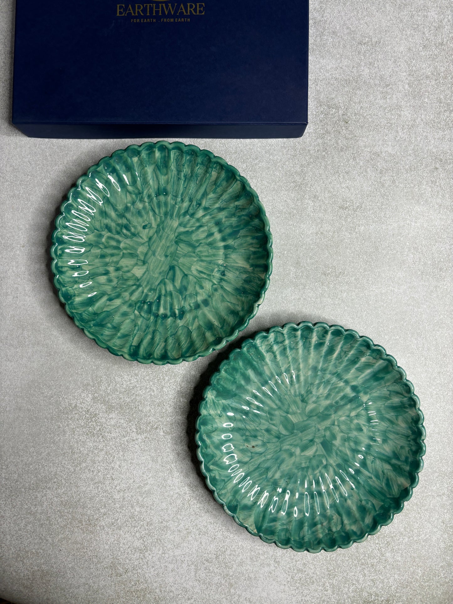 Green Mesh Snack Plates