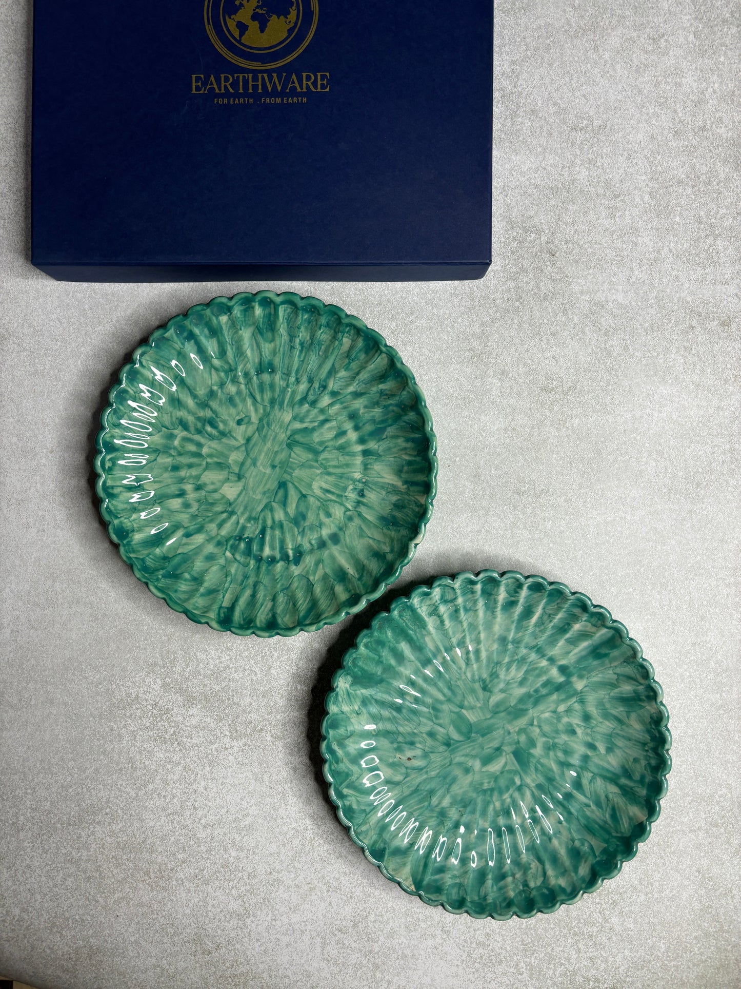 Green Mesh Snack Plates