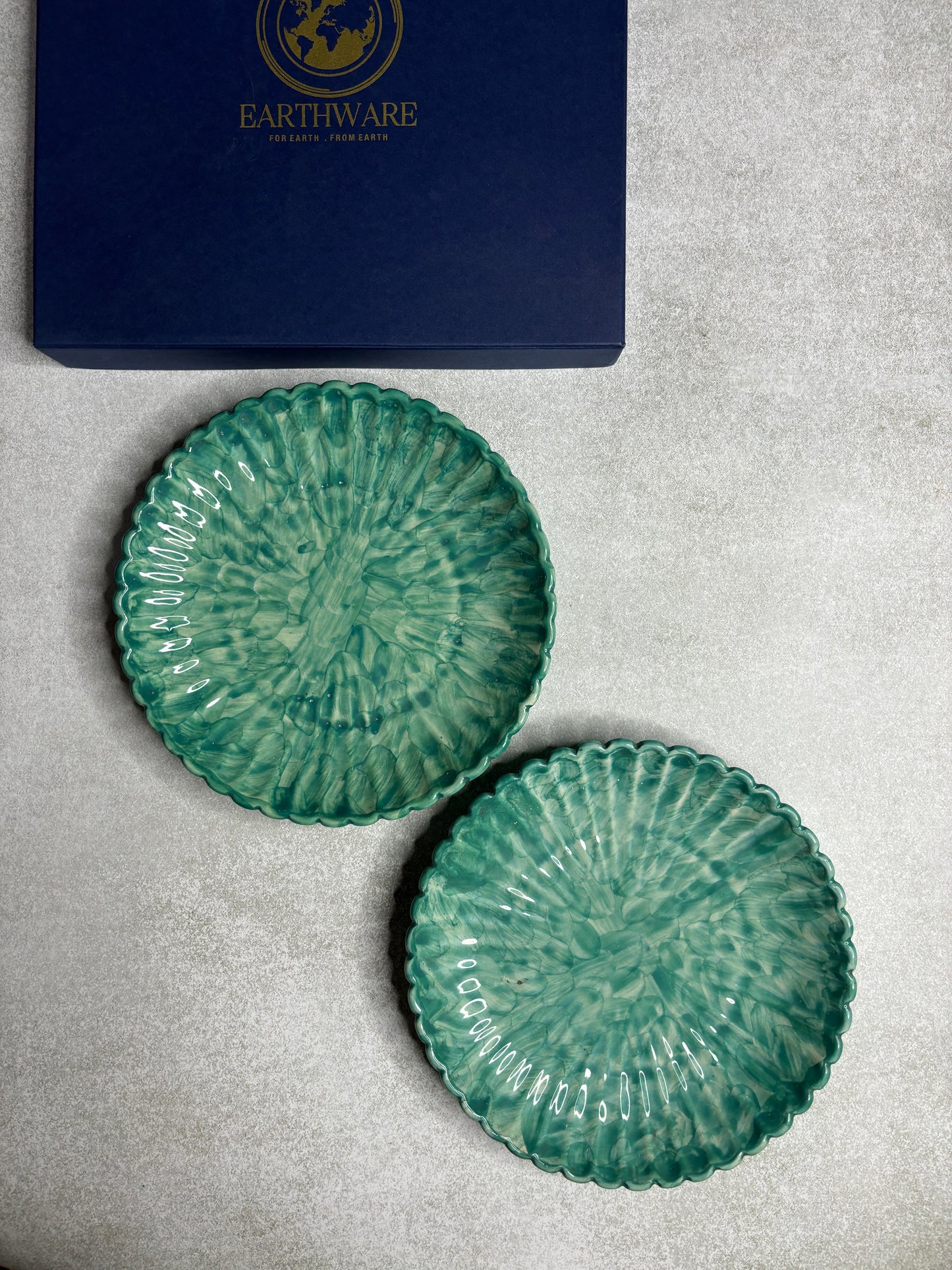 Green Mesh Snack Plates