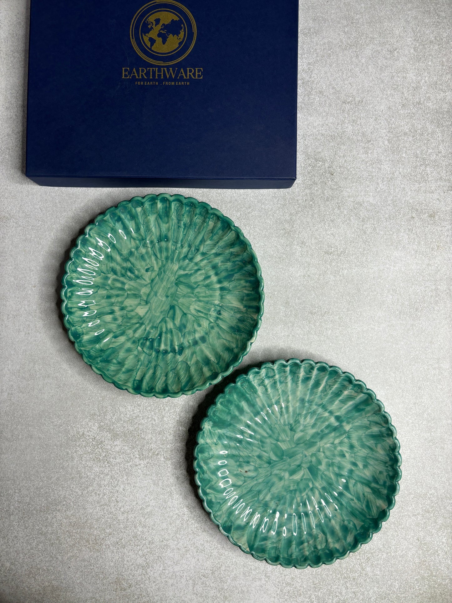 Green Mesh Snack Plates